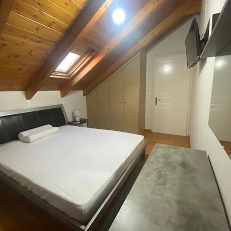 Santas Rooftop * Lefkáda